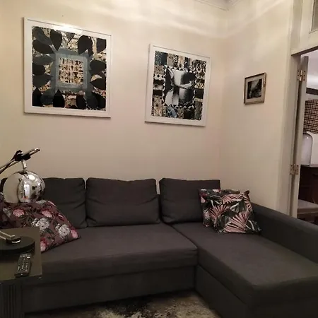 Vintage Happy Flat Near Avenida Da Liberdade Apartment