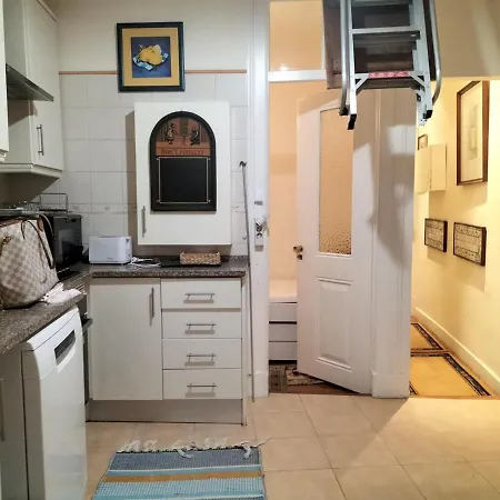 Vintage Happy Flat Near Avenida Da Liberdade Apartment Lisbon