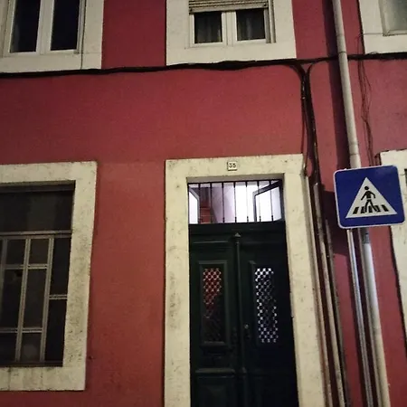 Vintage Happy Flat Near Avenida Da Liberdade 아파트 *